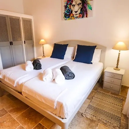 Finca Casa De Leones In Cala Ratjada / Capdepera Villa